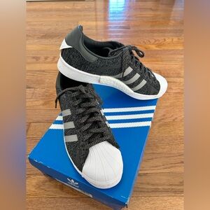 adidas gazelle silver green womens adidas Superstar White Black main image 0